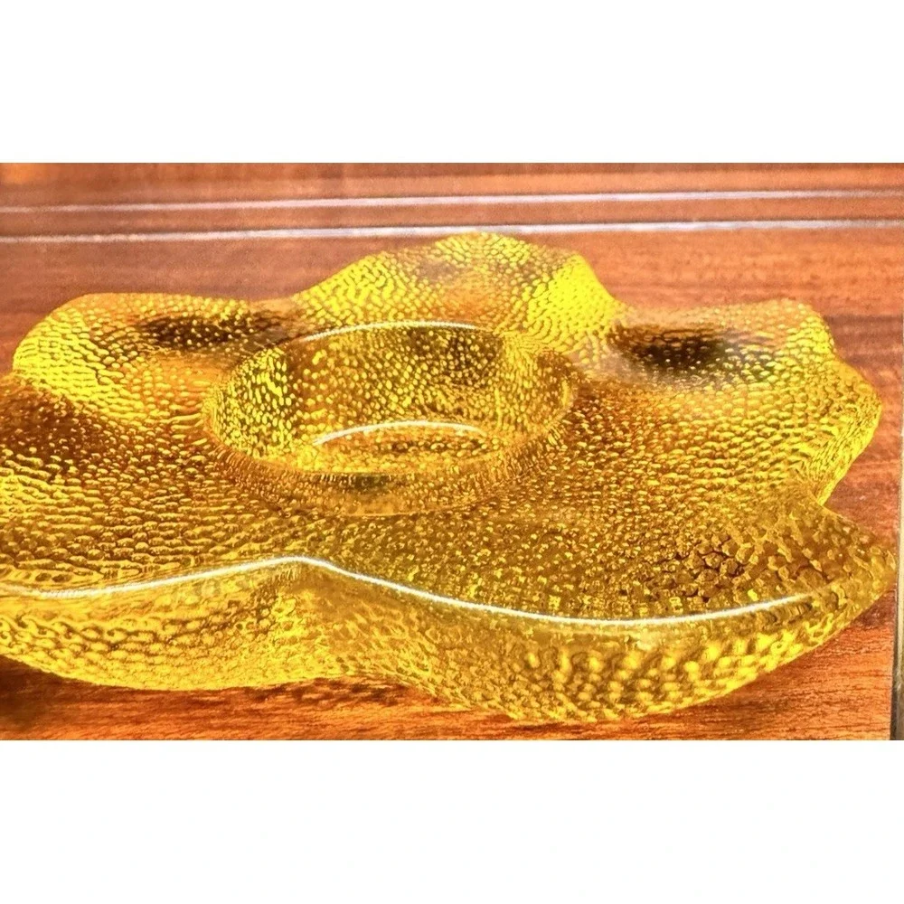 Amber Glass Leaf‎ Candle Holder MCM Style Textured Decor